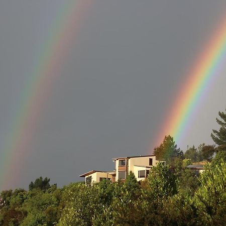 2 Views At Tasman Bed and Breakfast Εξωτερικό φωτογραφία