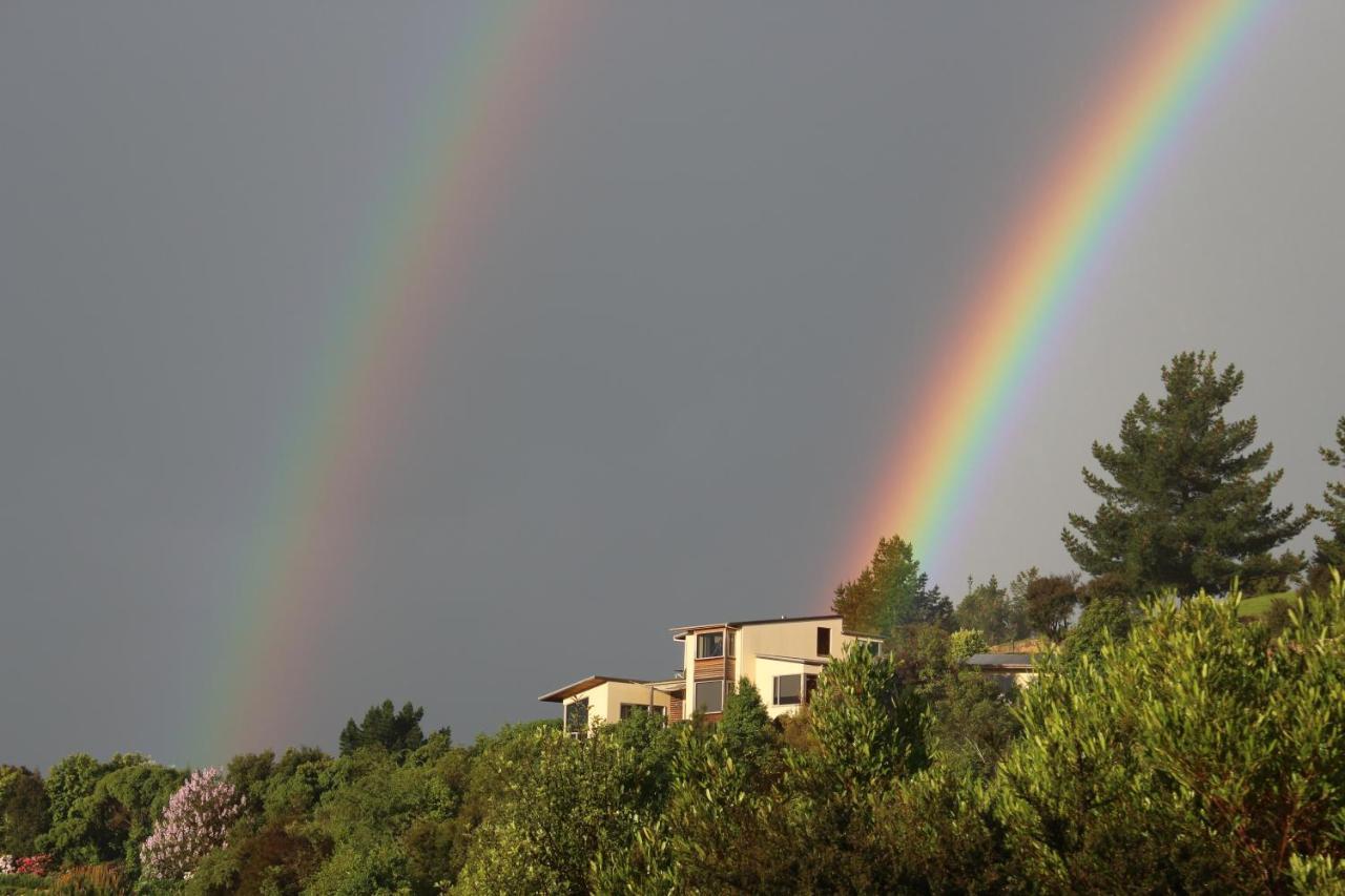 2 Views At Tasman Bed and Breakfast Εξωτερικό φωτογραφία